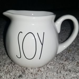 Rae Dunn "Soy" cup